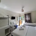 Gezimi Apartman Ksamil