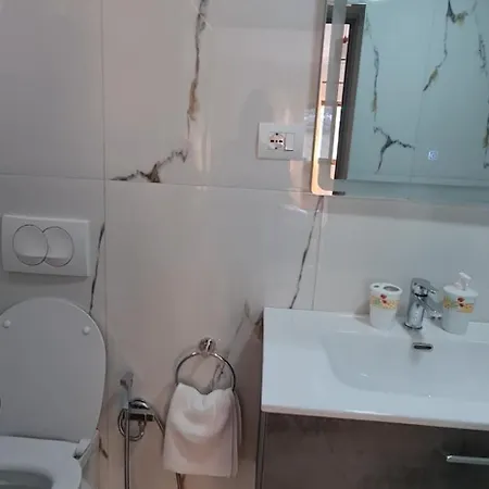 Gezimi * Ksamil