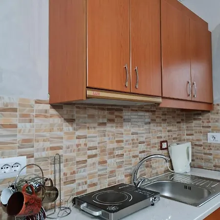 Apartament Gezimi *